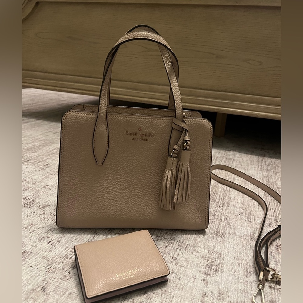 Kate Spade Hand Bag With Matching Wallet